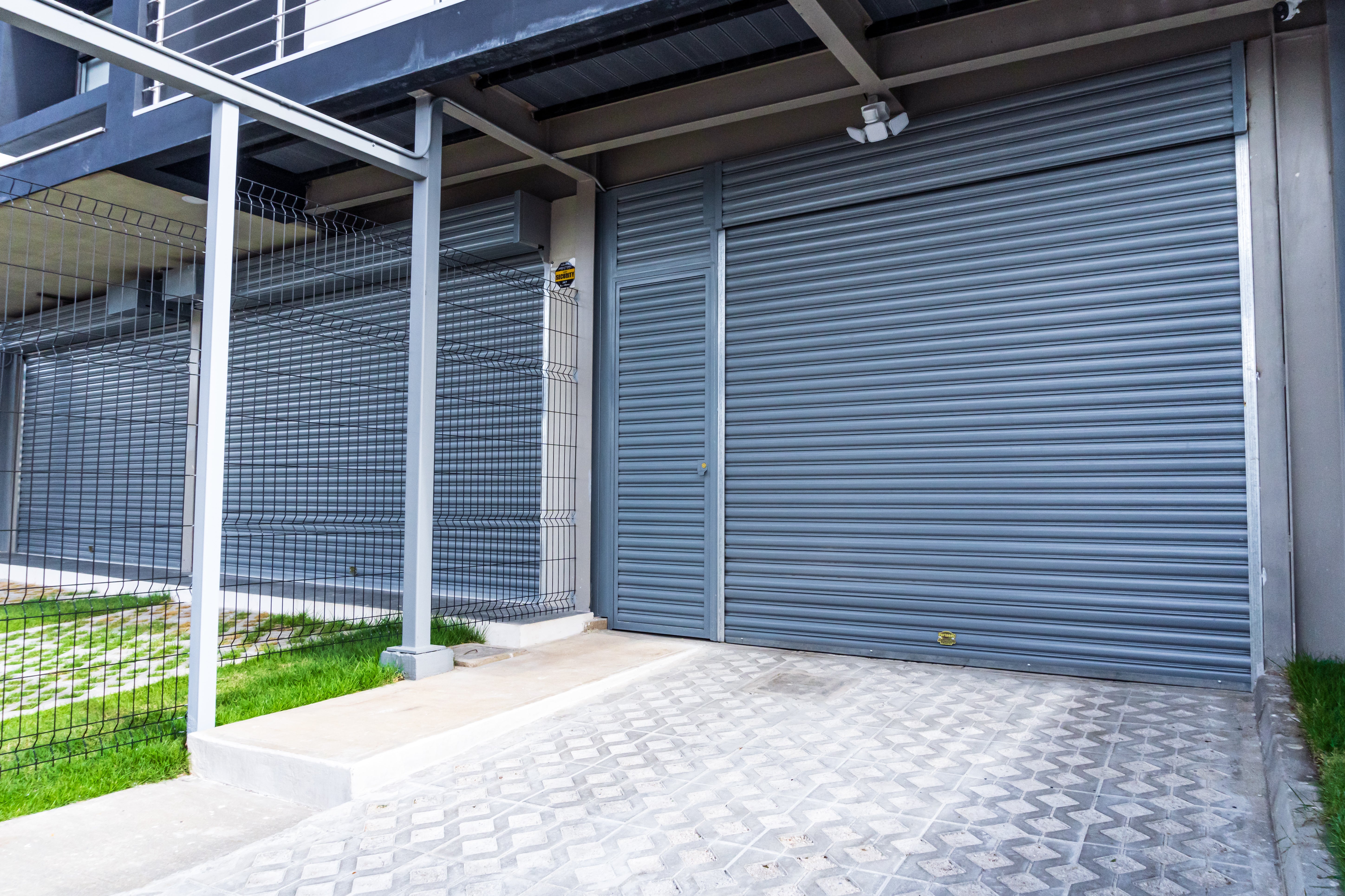 Cortinas Metálicas Comerciales 8