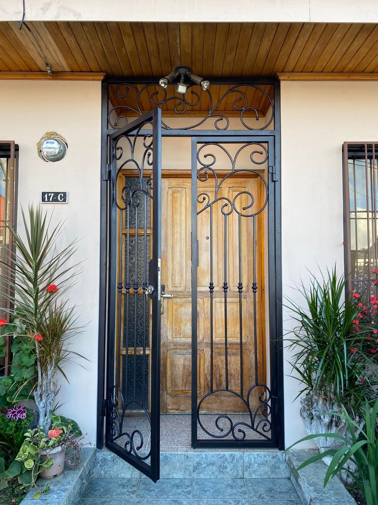 Puertas Residenciales 1